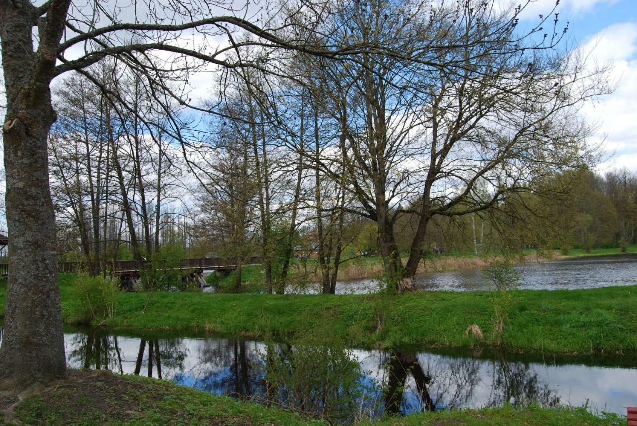 Kamienna Zagroda Bialowieza Luaran gambar